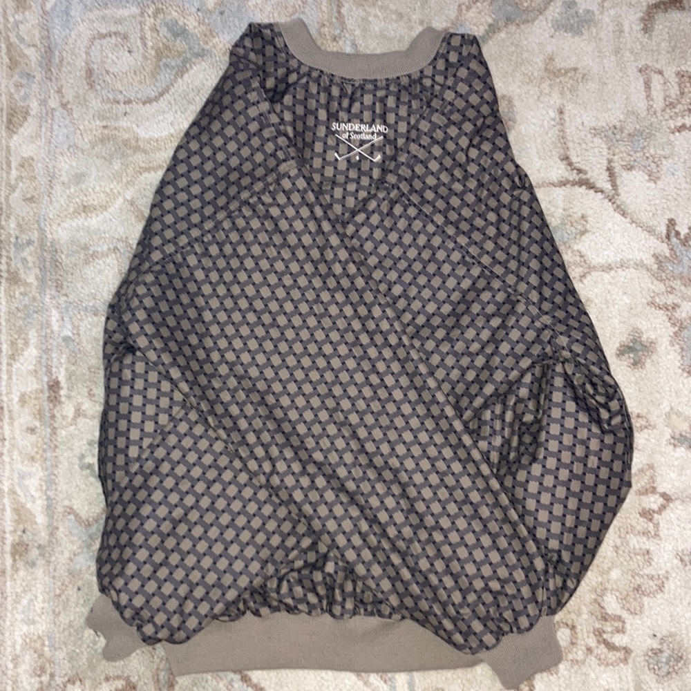 Authentic golf attire by Sunderland